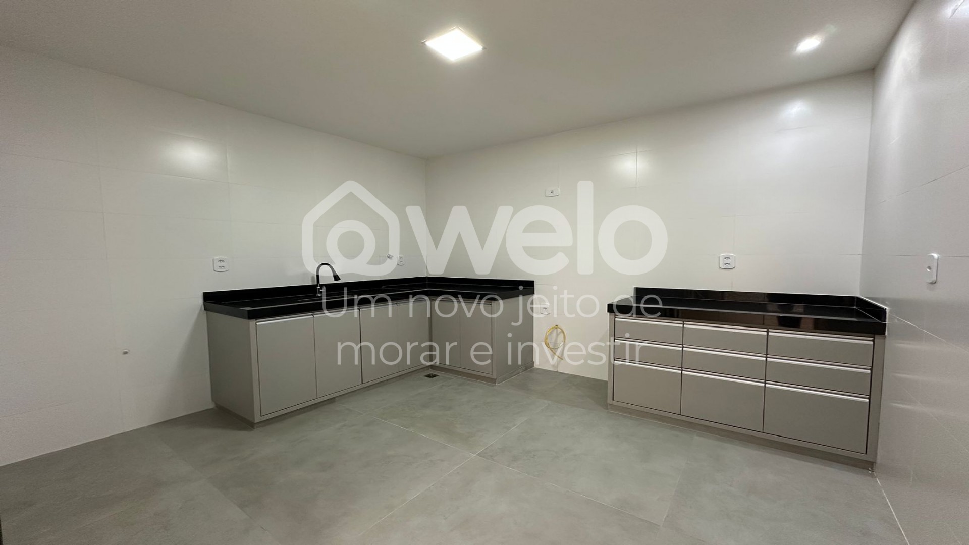 Slide _img/imoveis/8fba5fd2d1e4a53b2dc55a760a1942e2ee664a6b.jpg
